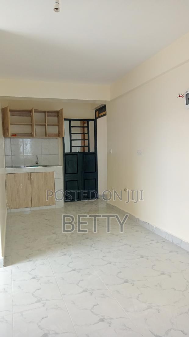 Studio Apartment in Ruaka for rent
