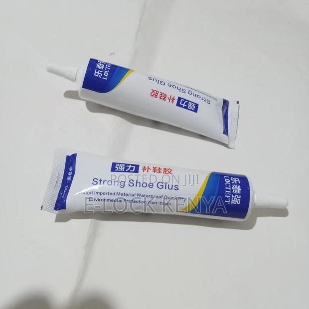 Aging Resistant Shoe Glue - main view