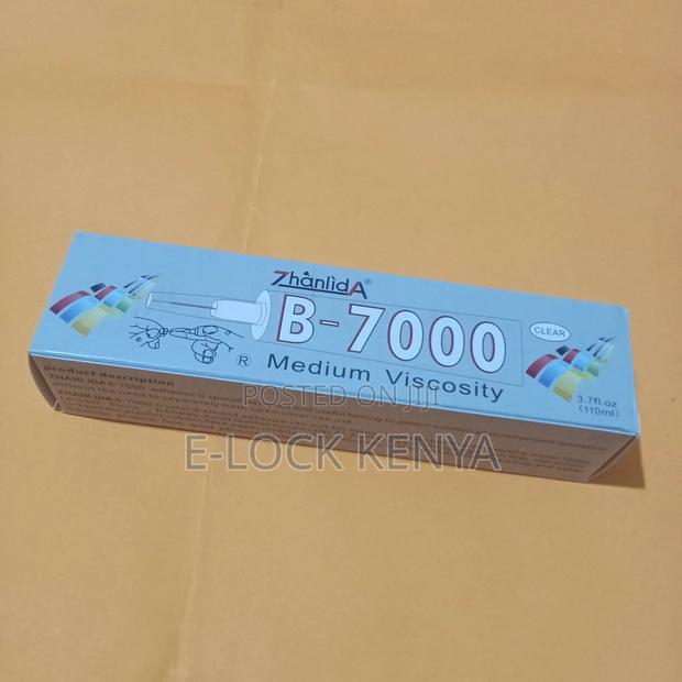Fast Setting Phone Screen Glue