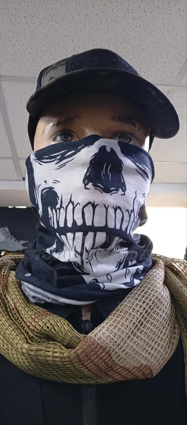 Skull Neckgaiter - main view