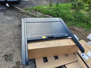 D40 Lockable Roller Ute Tray Cover