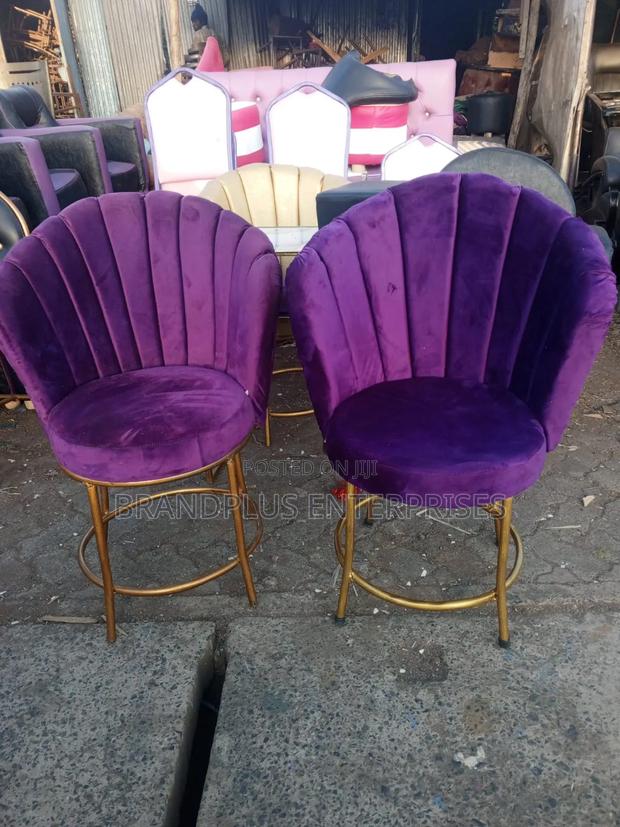 Manicure Seat - main view