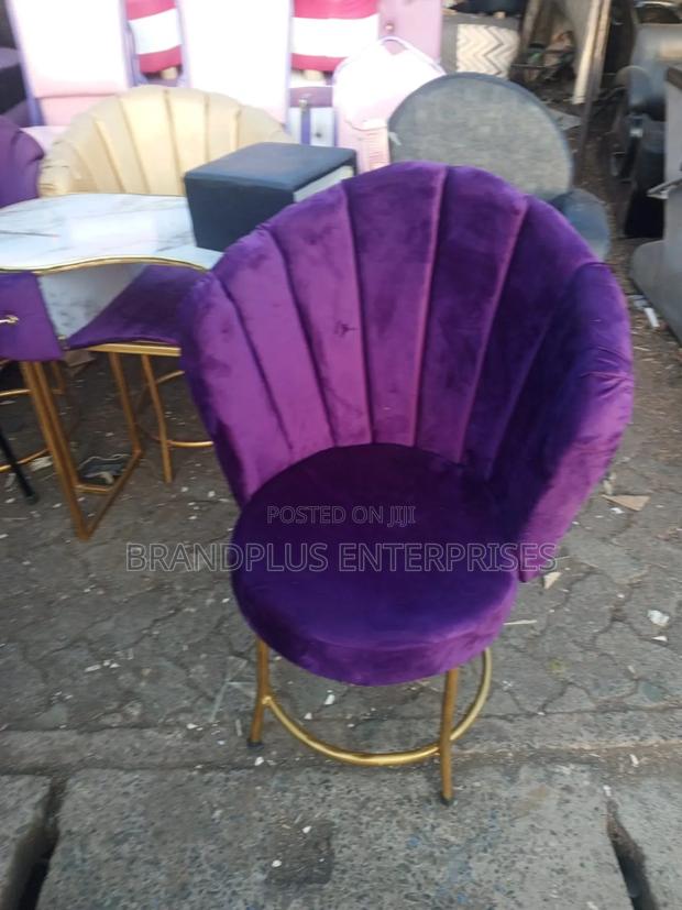 Flower Pattern Manicure Seat/Styling Seat - main view