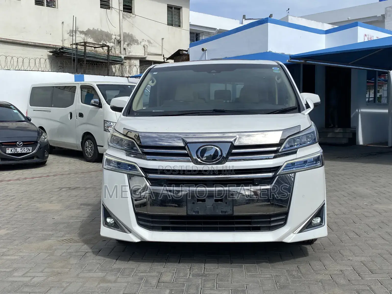 Toyota Vellfire 2018 White