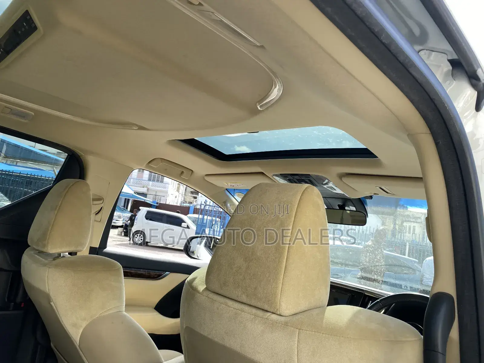 Toyota Vellfire 2018 White