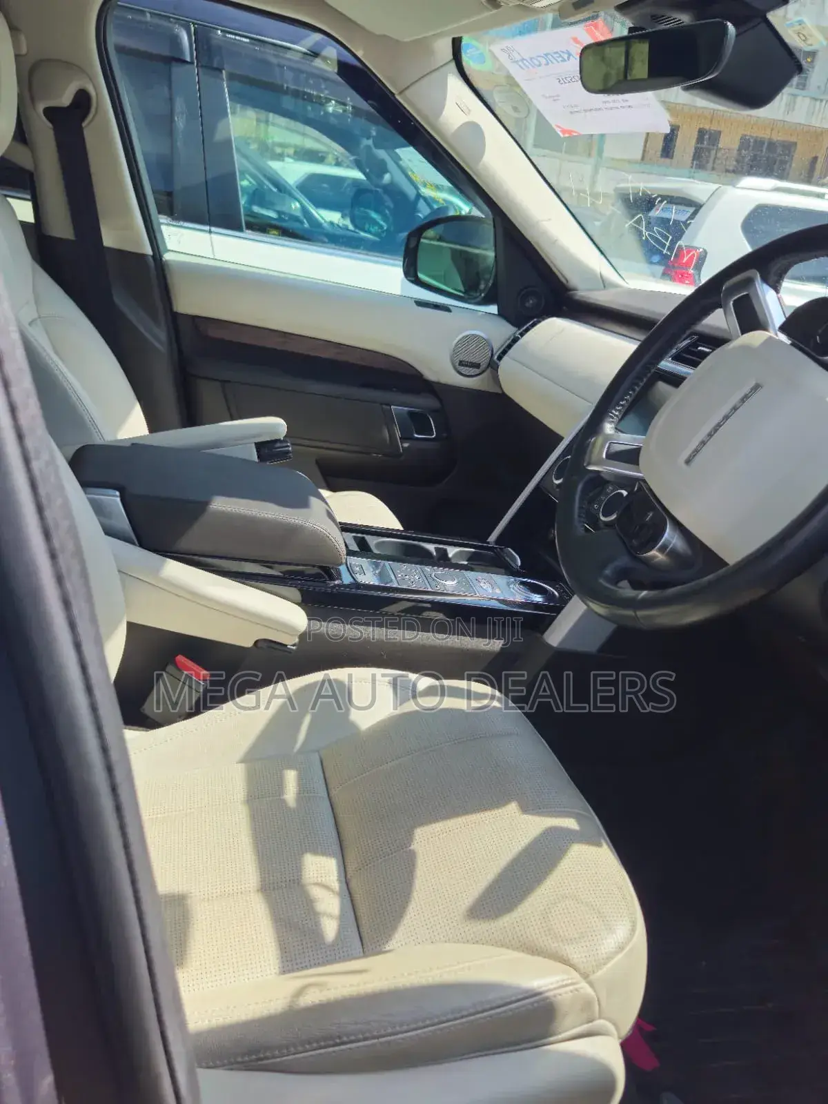 Land Rover Discovery Sport 2018 Silver