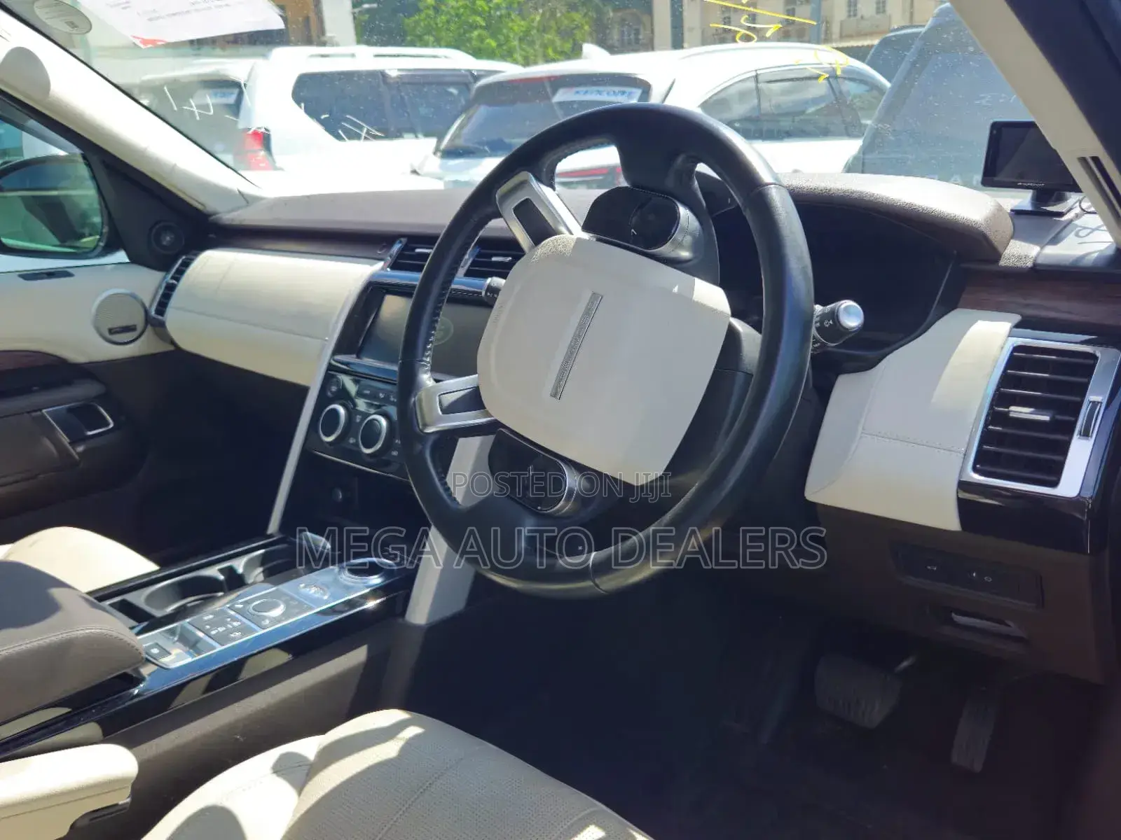 Land Rover Discovery Sport 2018 Silver