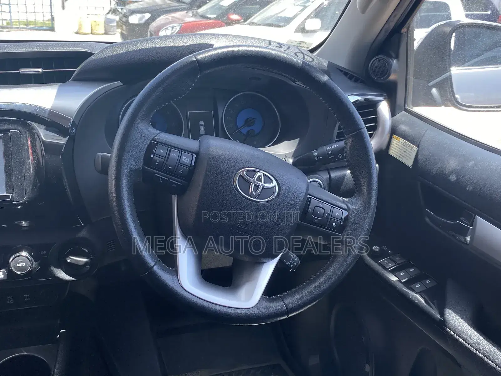 Toyota Hilux 2018 Silver