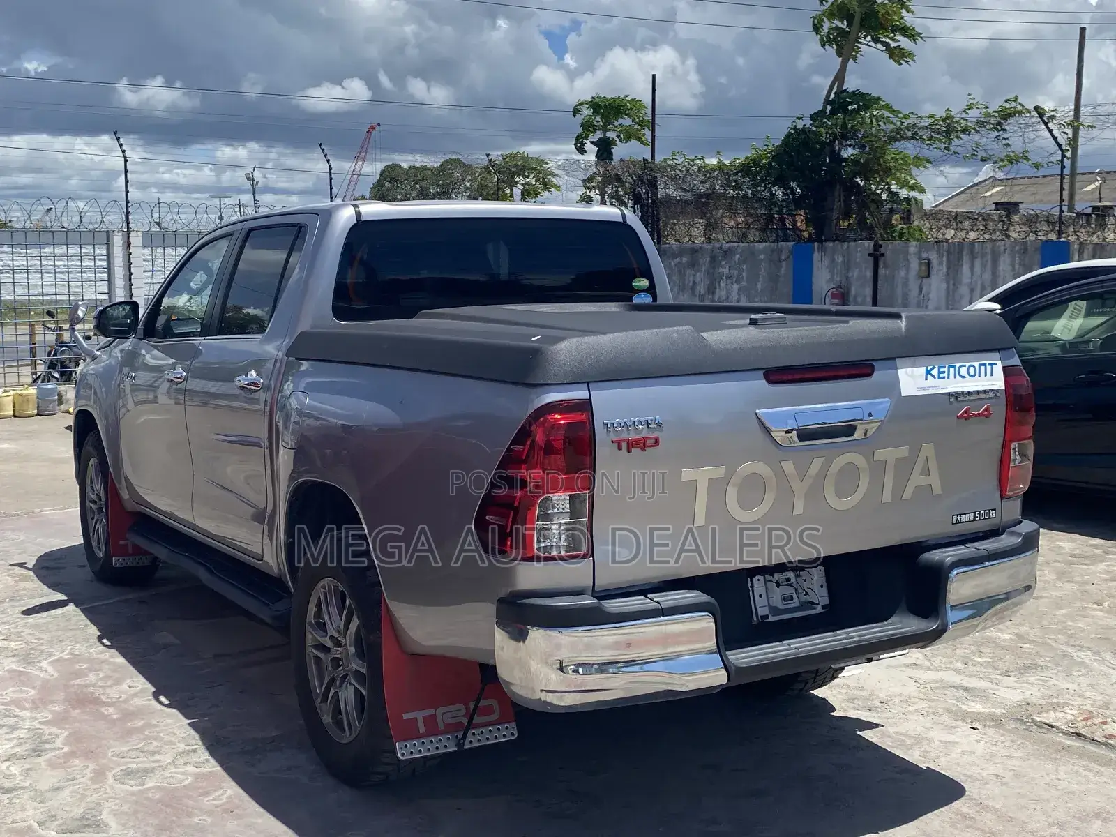 Toyota Hilux 2018 Silver