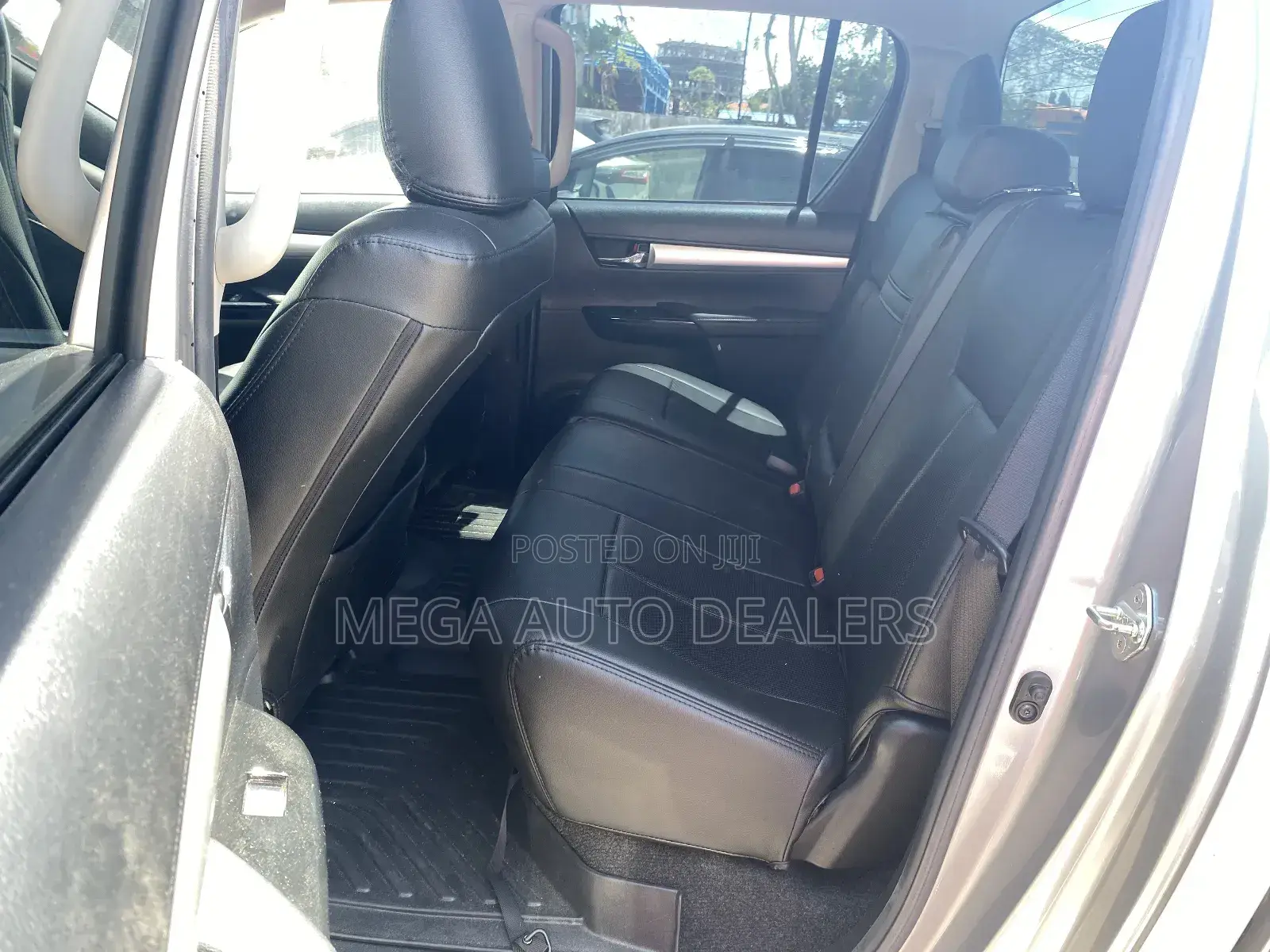 Toyota Hilux 2018 Silver