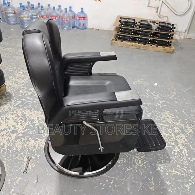 Adjustable Reclining Barber Chair (Jumbo) - thumbnail 2