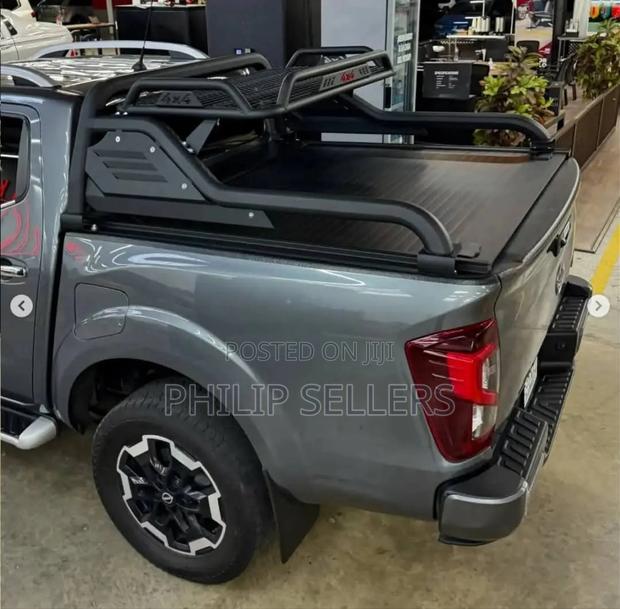 Black Stealth Rollbar With Luggage Basket for Ford Ranger - thumbnail 2