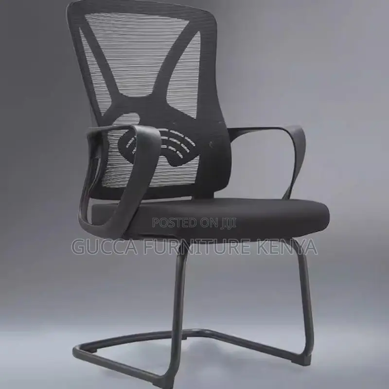 Office Chair: Simple Office Desk Conference Style Chair