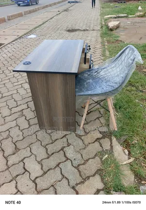 Mesh Mesh Office Chair and Study Table