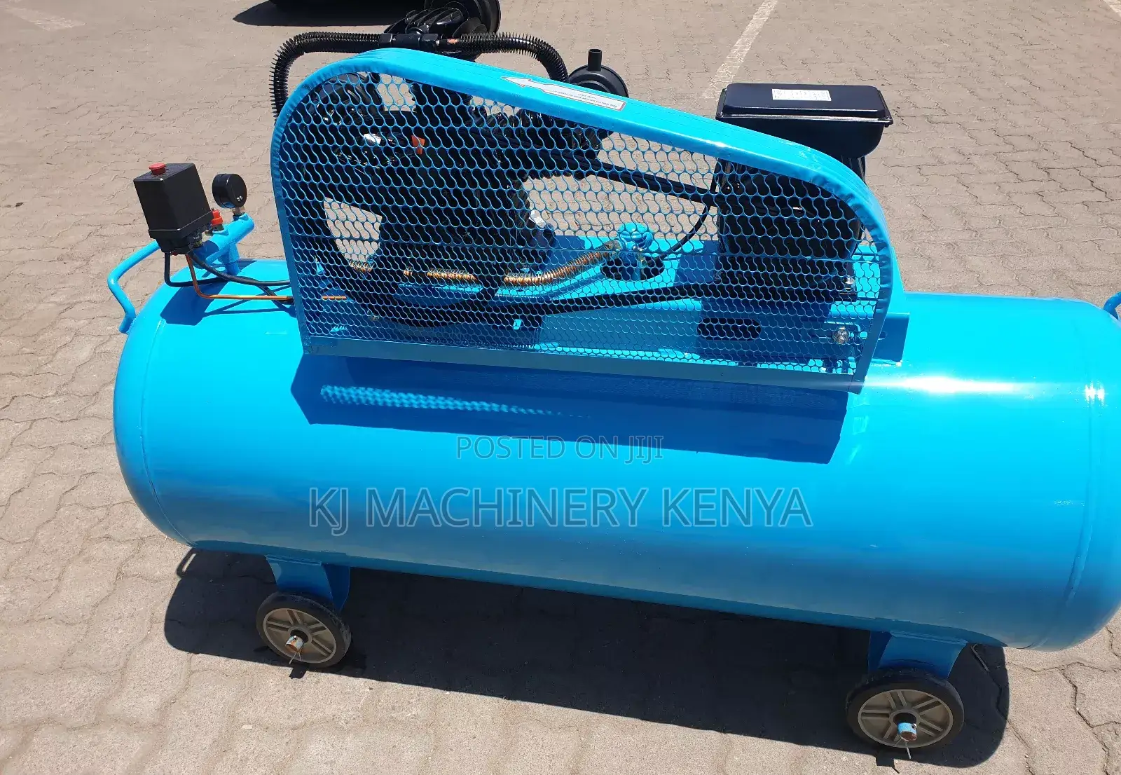 Compressor 300litres Tlac Brand, 4hp ,3kw.
