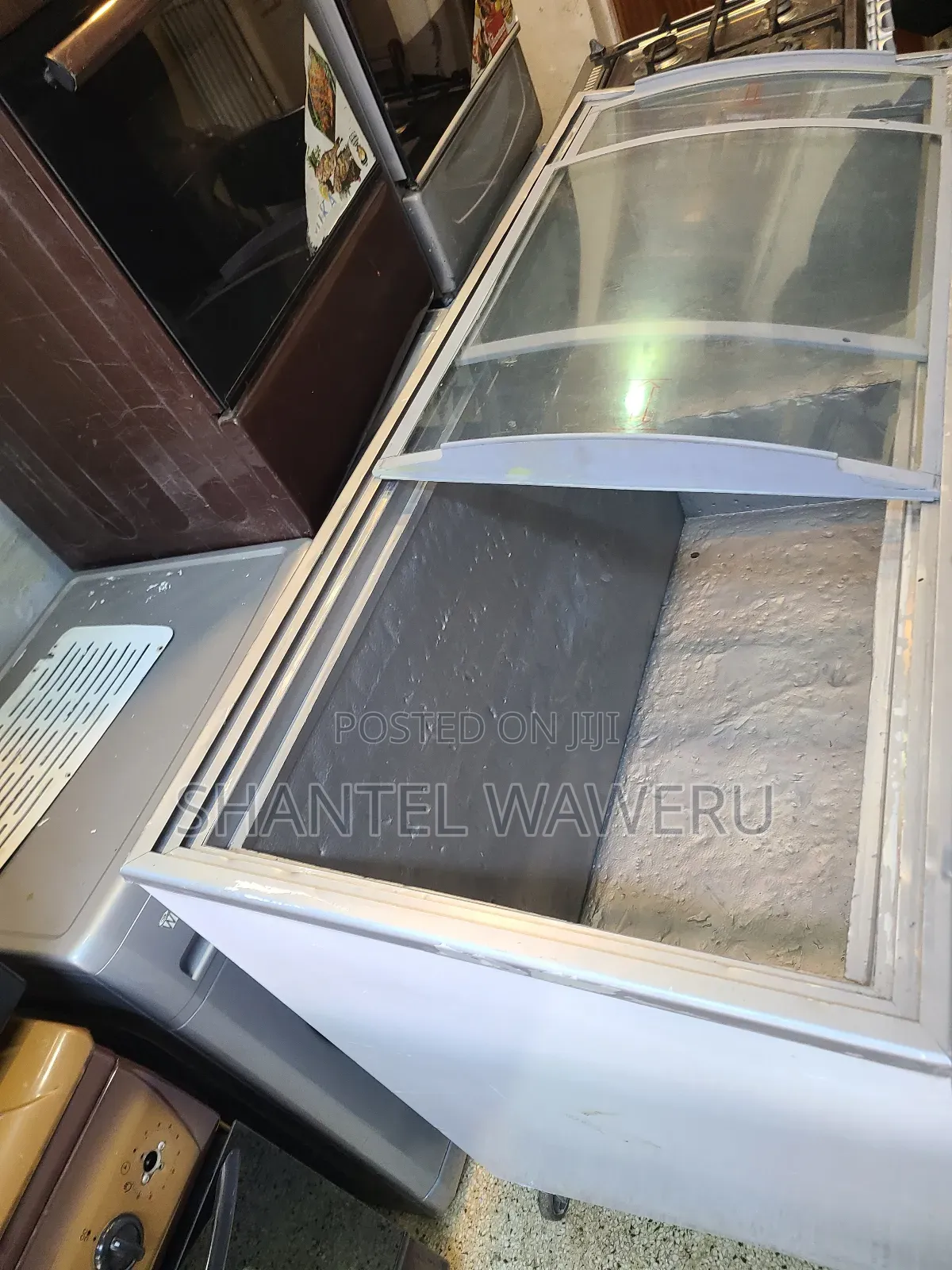 Big Glass Freezer 600litres