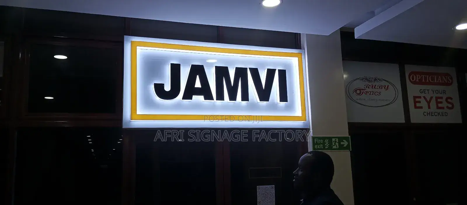 2d and 3d Signs, Signboards, Sign Writing, Lightbox, Branding, Sticker