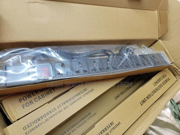 Power Distribution Unit 6ports - main view