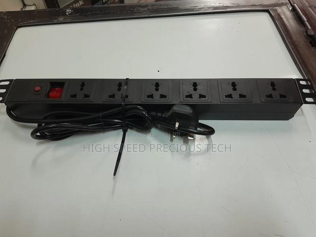 Power Distribution 6way Plastic - thumbnail 2