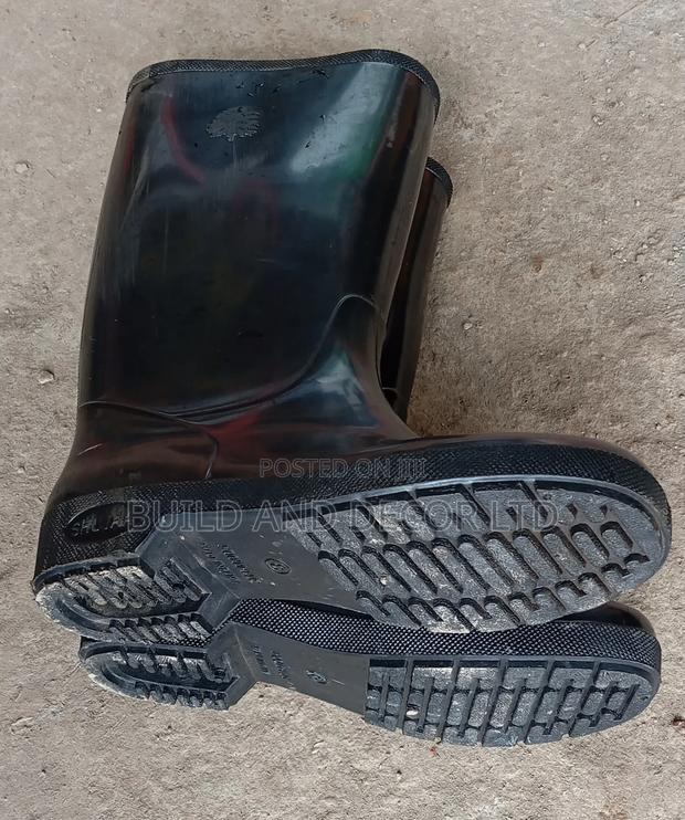 Black Gum Boots - thumbnail 3