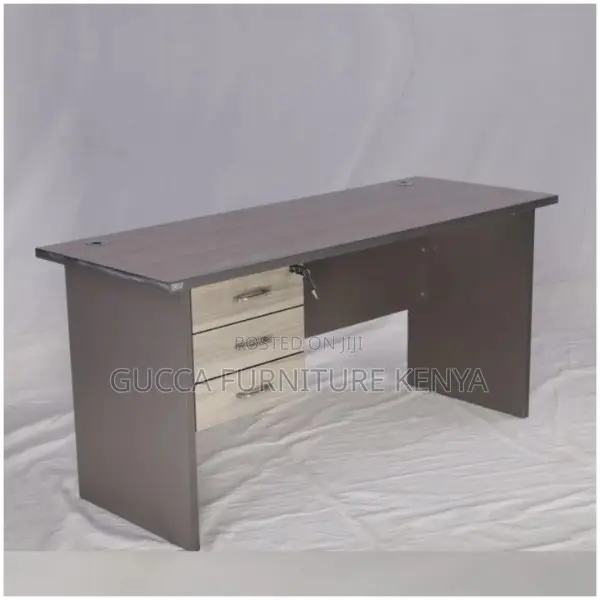 Clerical Desking:120cm Clerical Laptop Working Desk