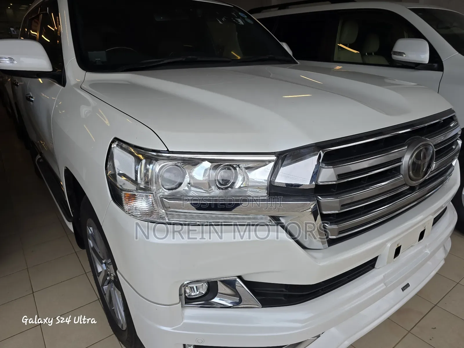 Toyota Land Cruiser 2018 Off white