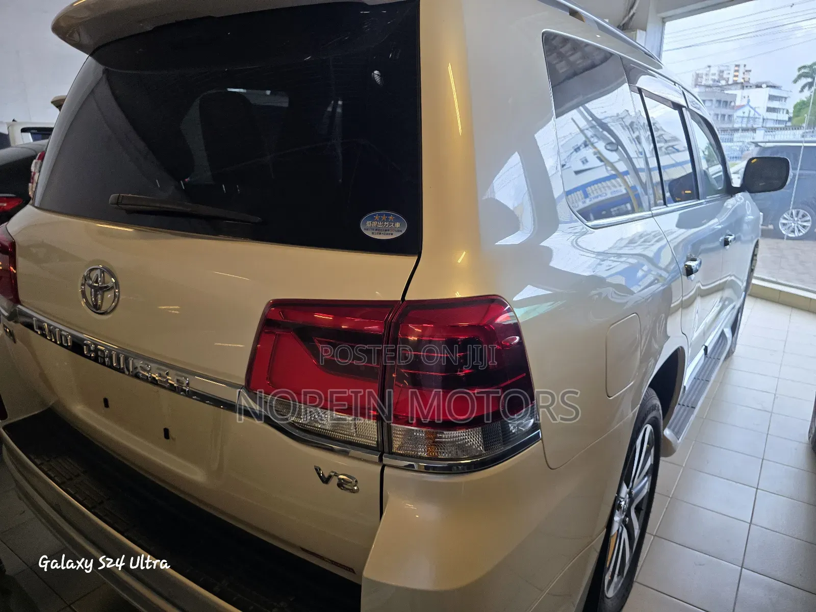 Toyota Land Cruiser 2018 Off white