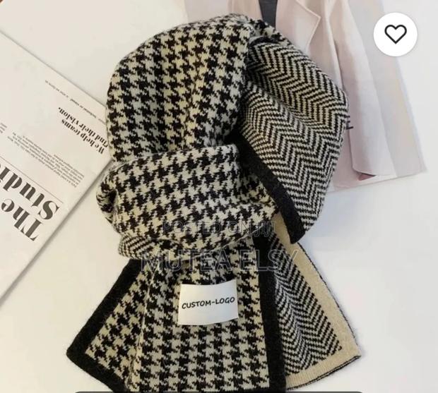 Checked Official Scaves - main view