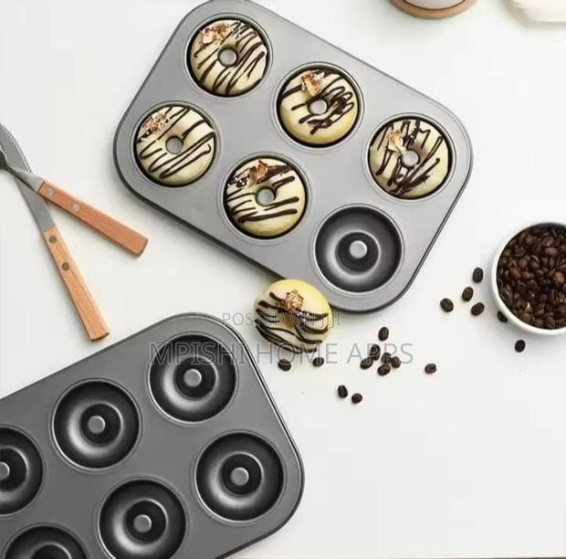 6 Holes Non Stick Doughnut Tray