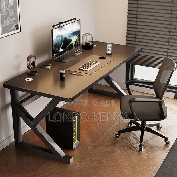 Office Table: Cotemporary Customized Office Table - thumbnail 2