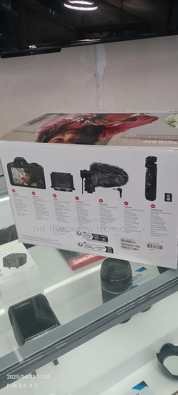 Canon Eos R50 Creator Kit New Sealed In A Shop - thumbnail 2