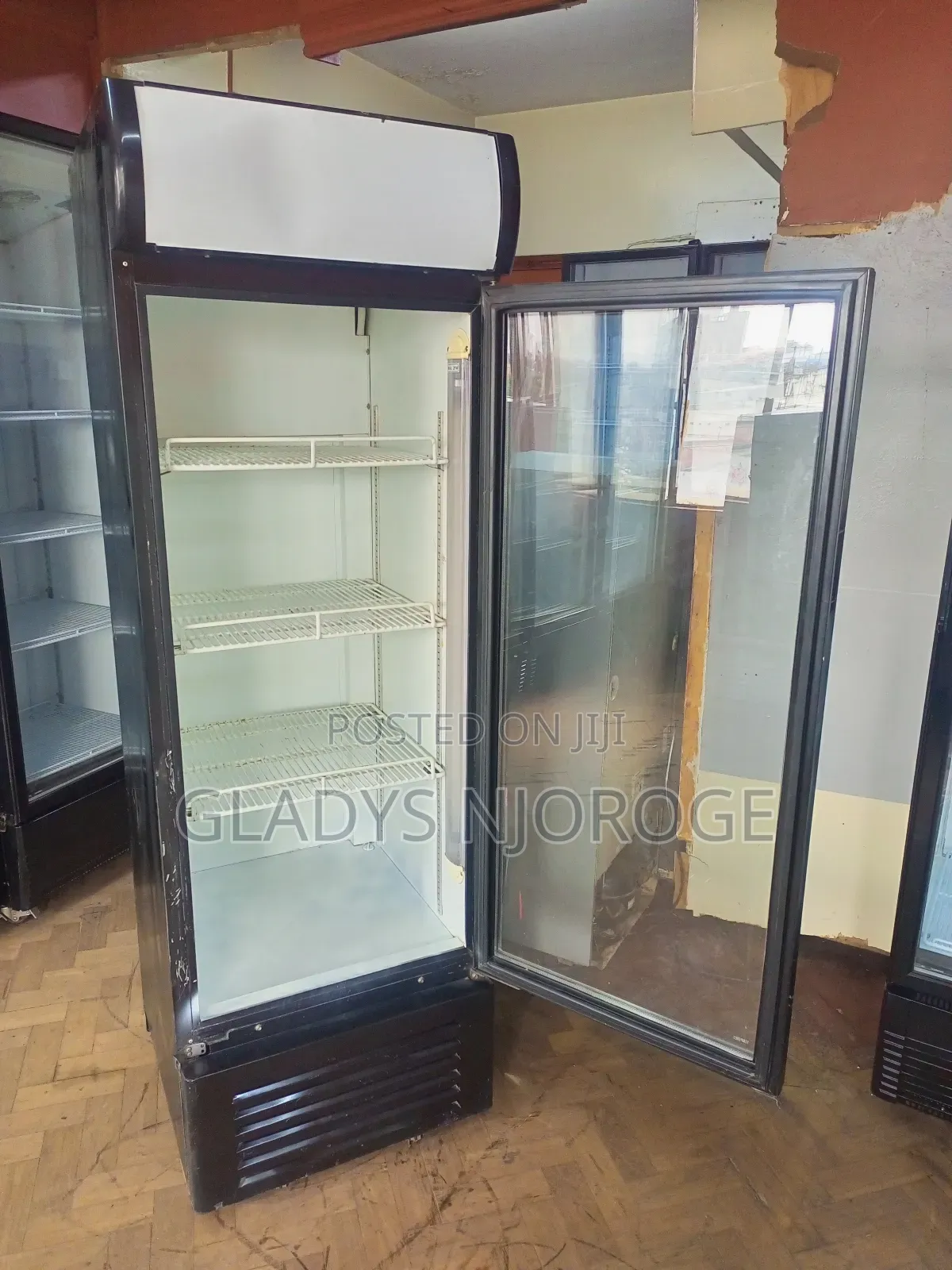 Quality Display Fridge 400l