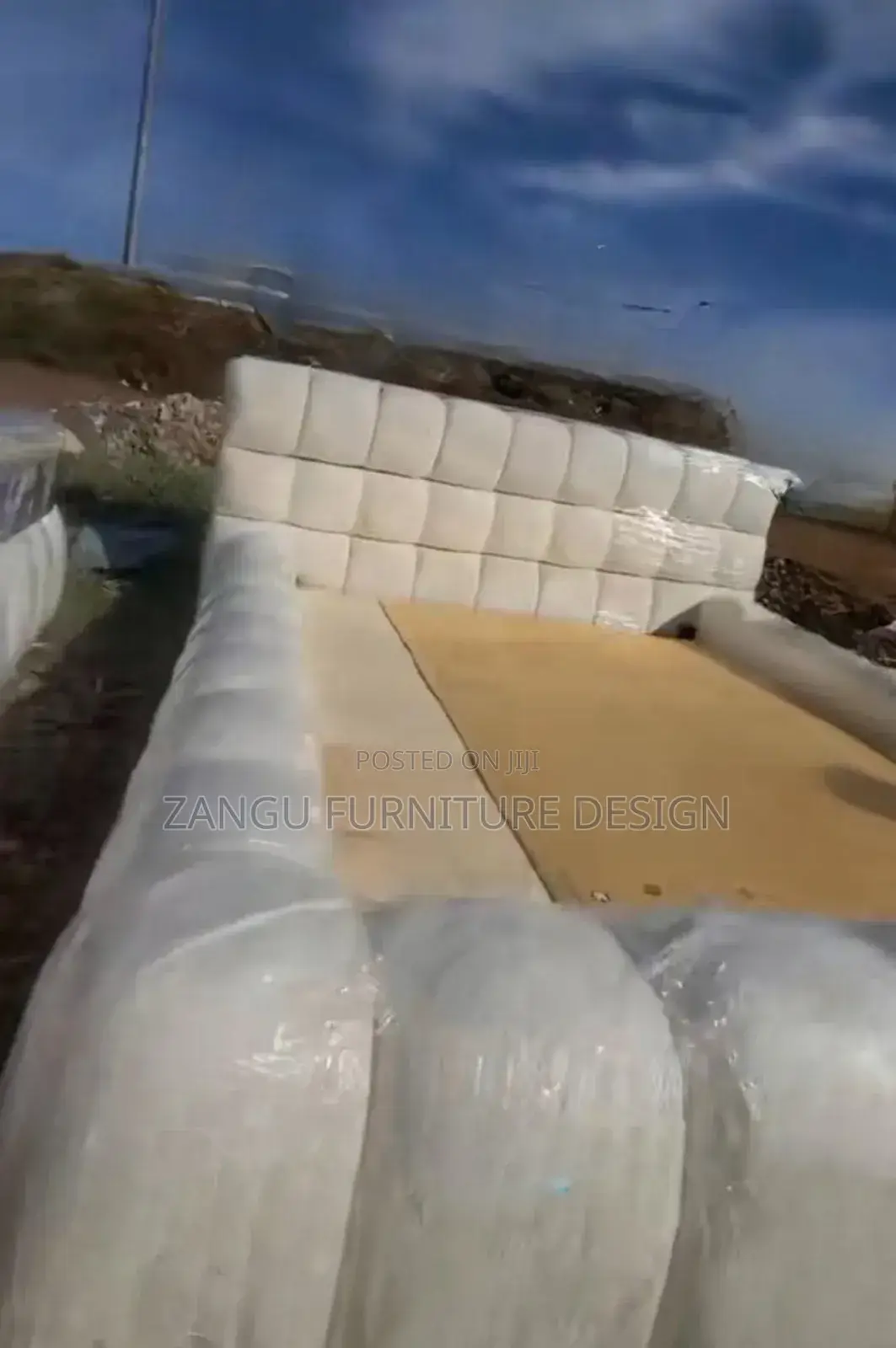 Elaborate Bubble Bed