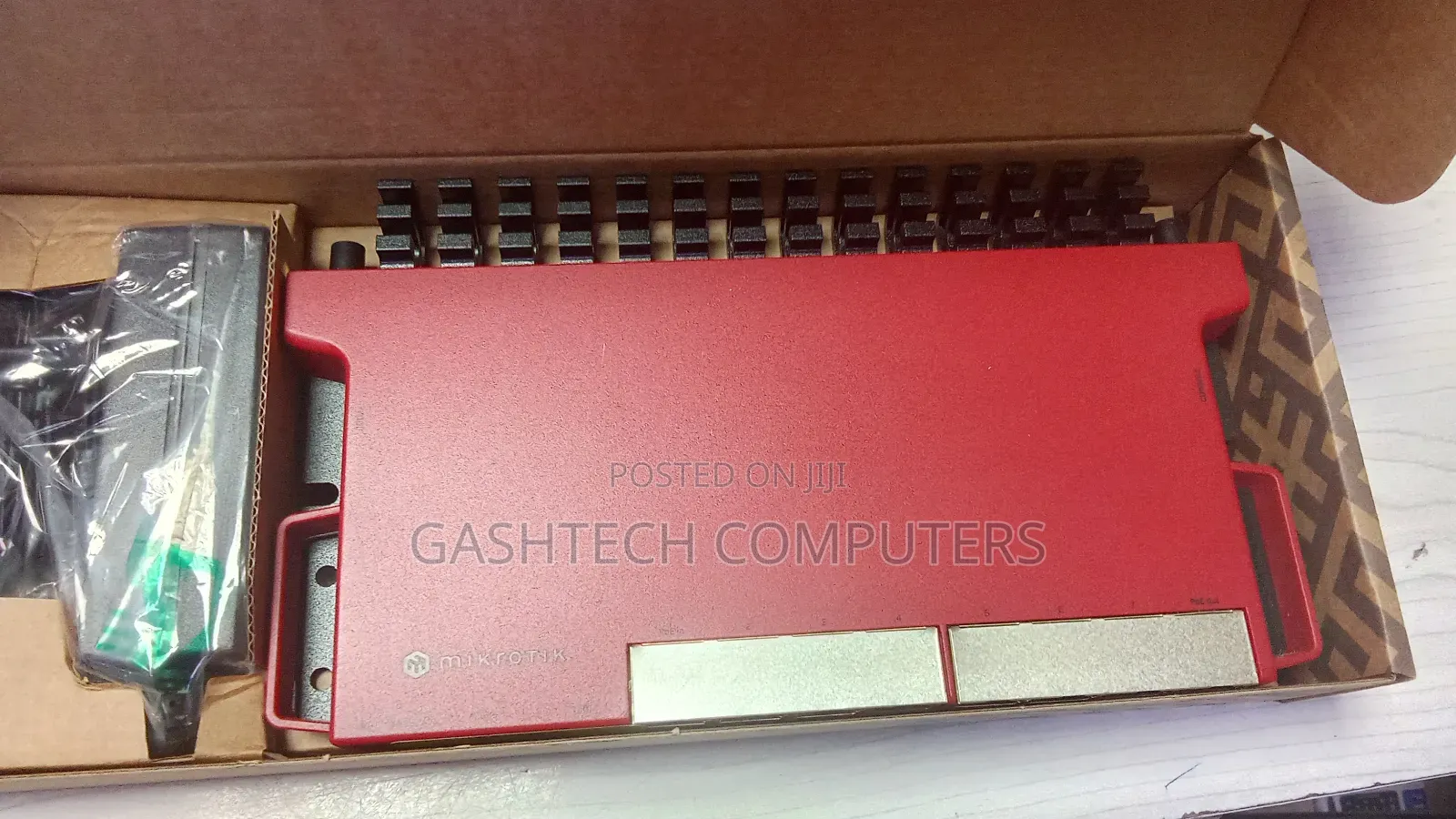 L009 Mikrotik Wireless Gigabit Router L009uigs-2haxd-In