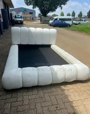 Industrious Bubble Bed