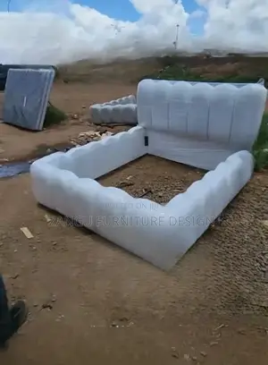 High-minded Bubble Bed