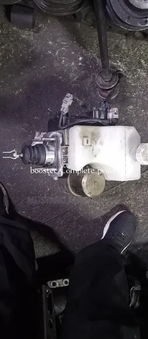 Complete Brake Booster Prado J120