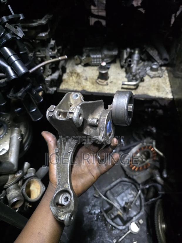 Hr12 Tensioner