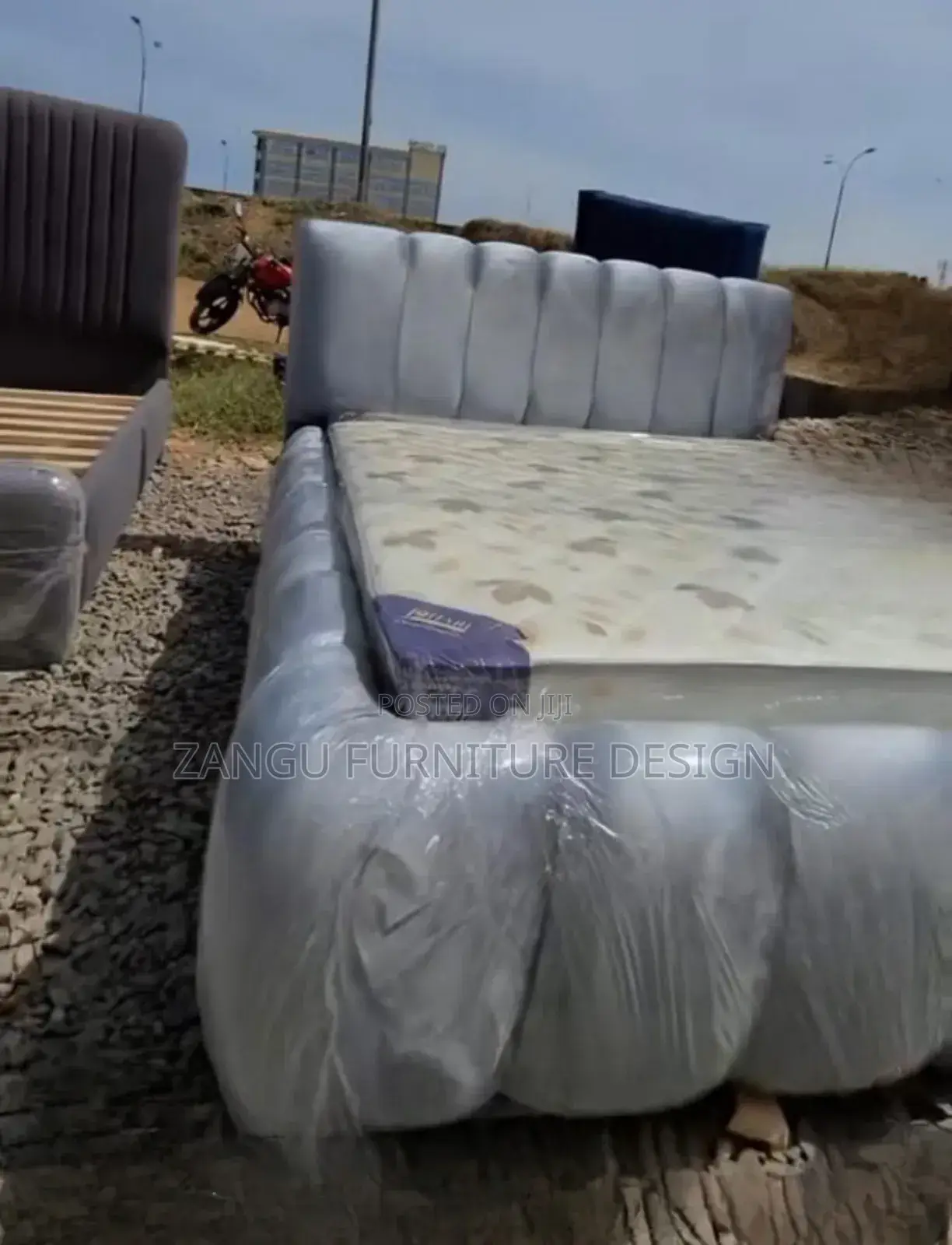 Tough Bubble Bed
