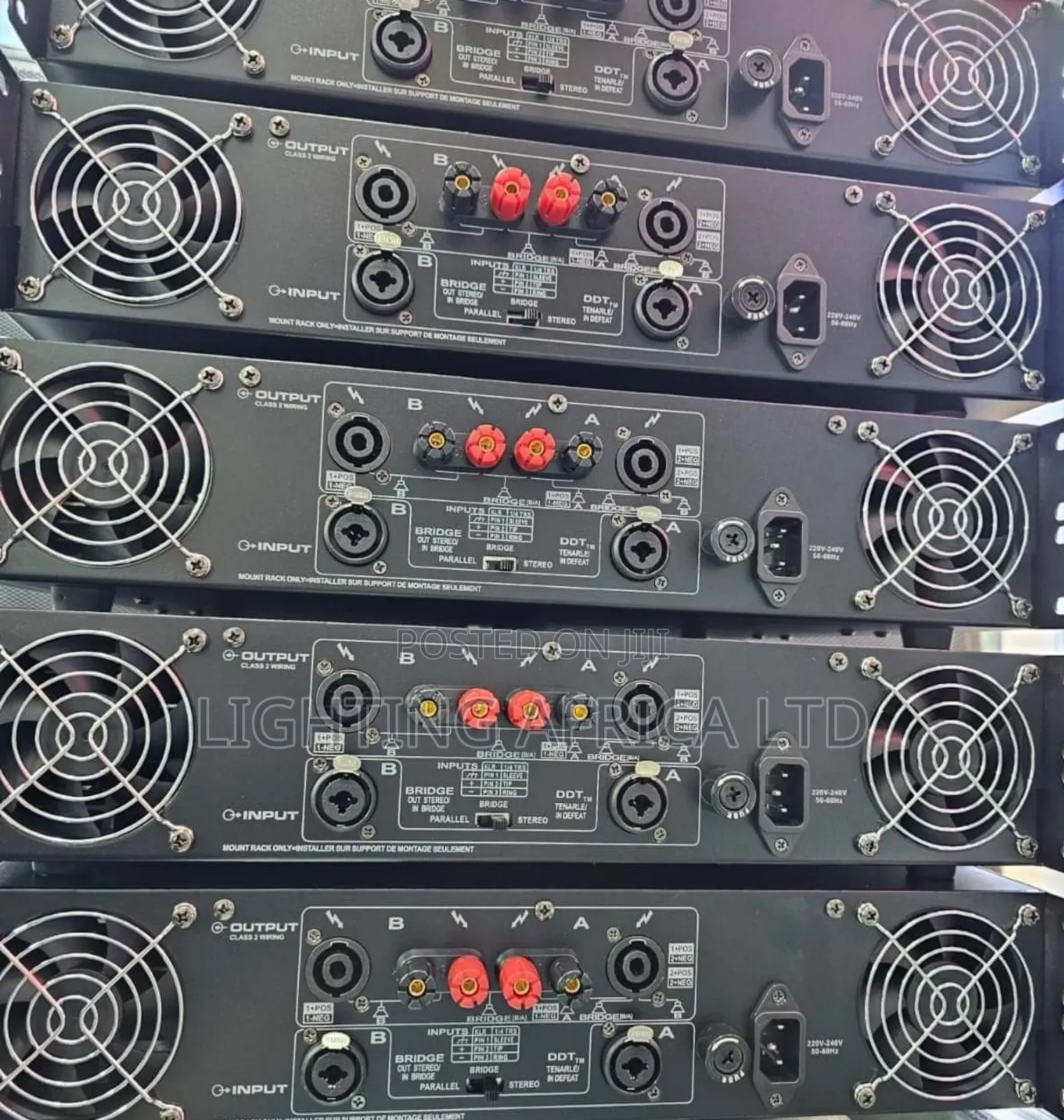 Peavey Cs 4000 Usa Powered Amplifier With 2 Output Channels