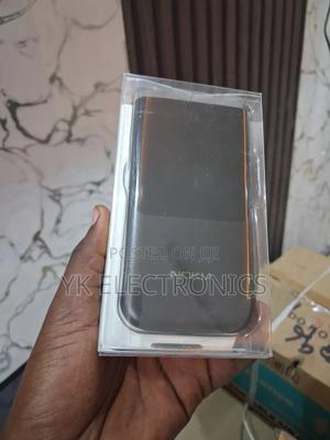 New Nokia 2720 Flip 512 GB Black