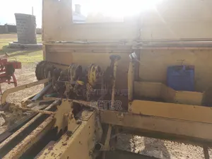 New Holland 940 Baler