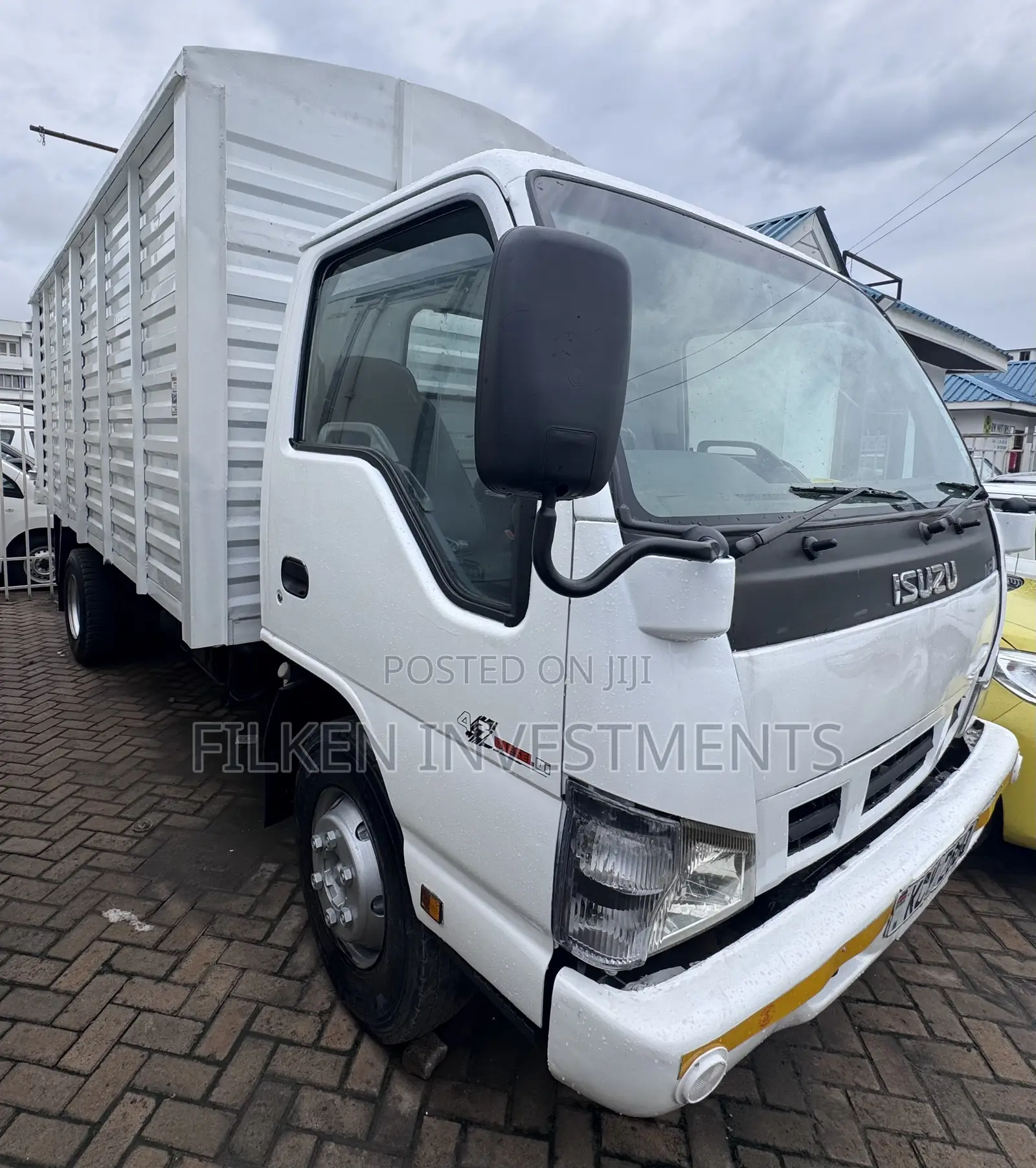 Isuzu NPR Canter Local 2020