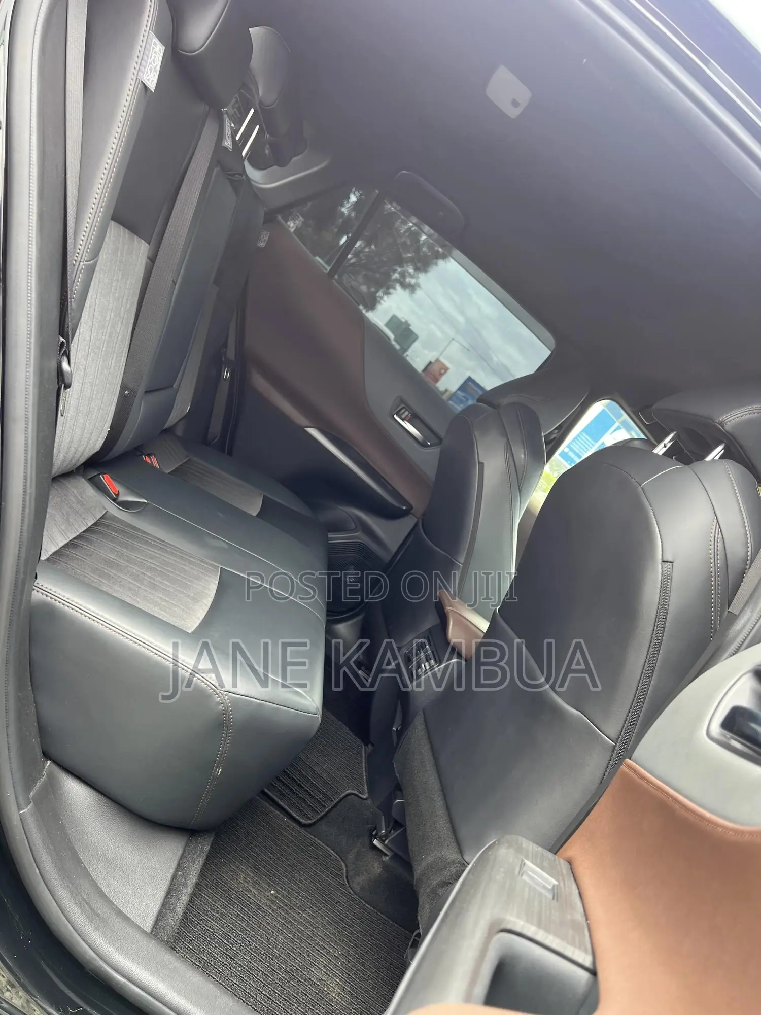 Toyota Harrier 2020