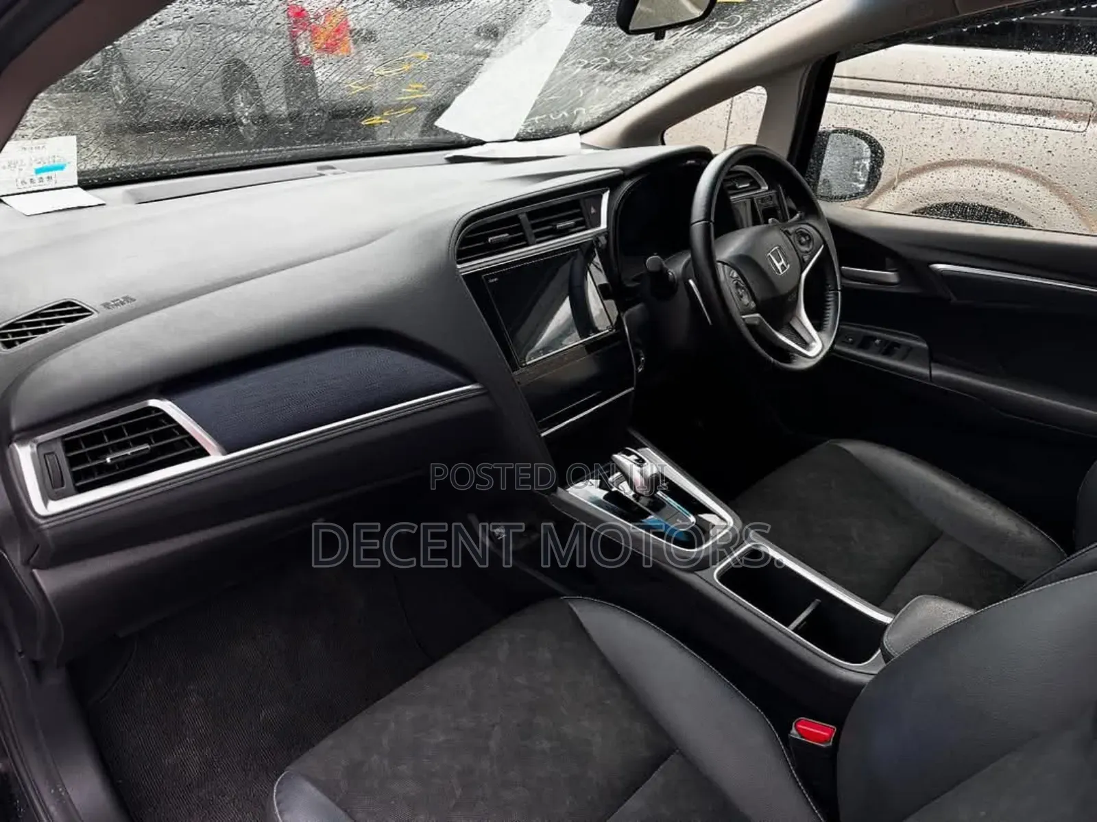 Honda Fit Shuttle 1.5 G 2WD 2018 Black
