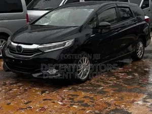 Honda Fit Shuttle 1.5 G 2WD 2018 Black