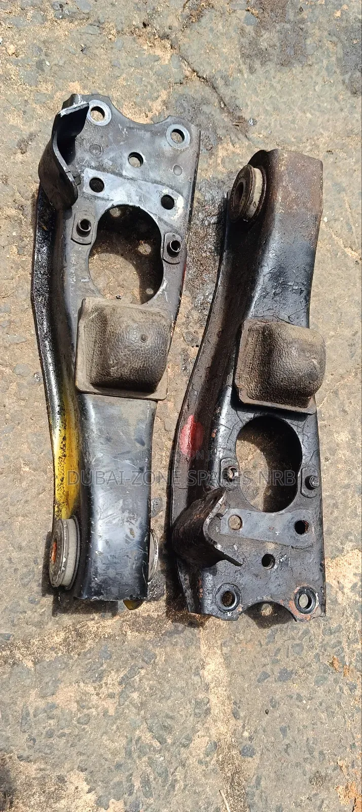 Lower Arms Townace 3c/ 2wd.