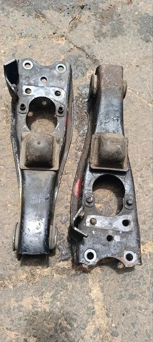 Lower Arms Townace 3c/ 2wd.