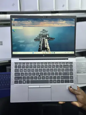 Laptop HP ZBook Firefly 14 G7 32GB Intel Core I7 SSD 512GB