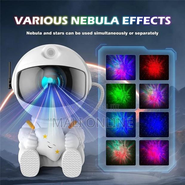 Mini Astronaut Star Projector Smart Star Night Light - thumbnail 3
